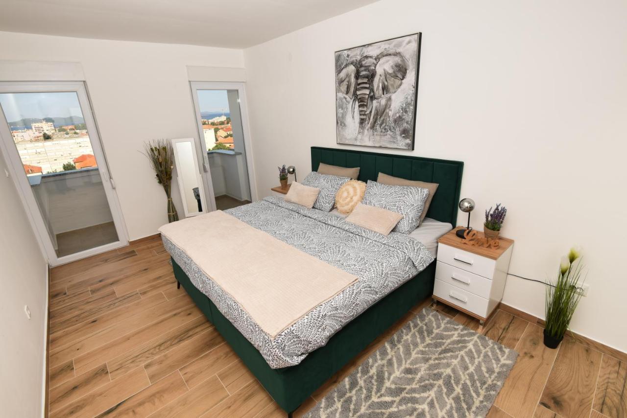 Apartman Nella With Sea Wiew Zara Esterno foto